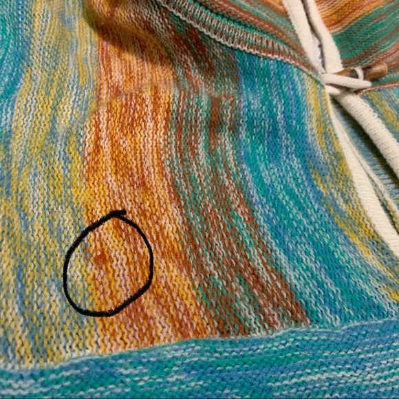 Vintage 1970s women’s Hooded  Flare Sleeve sweater - Picture 10 of 10